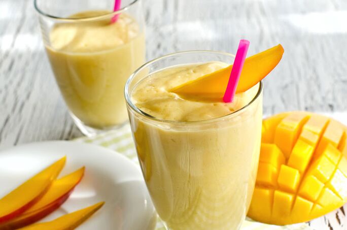 Batido de mango, laranxa e iogur para adelgazar